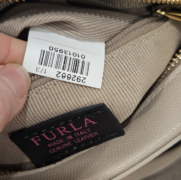 Furla Brava Cream Croasbody Camera Bag - Picture 9 of 16